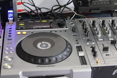 Pioneer djm 700 - pioneer,