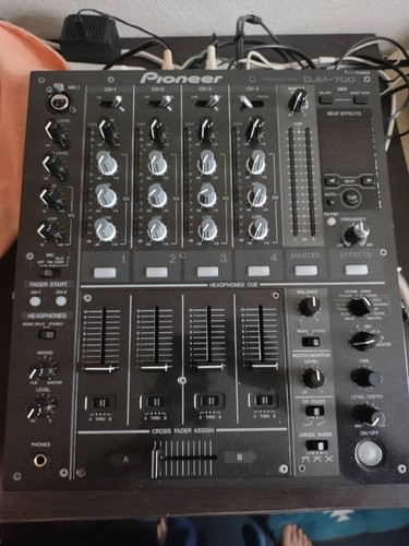 Pioneer mixer djm 700 - dj,